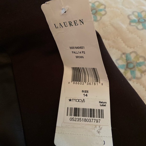 Ralph Lauren leather looks skirt - Picture 3 of 6